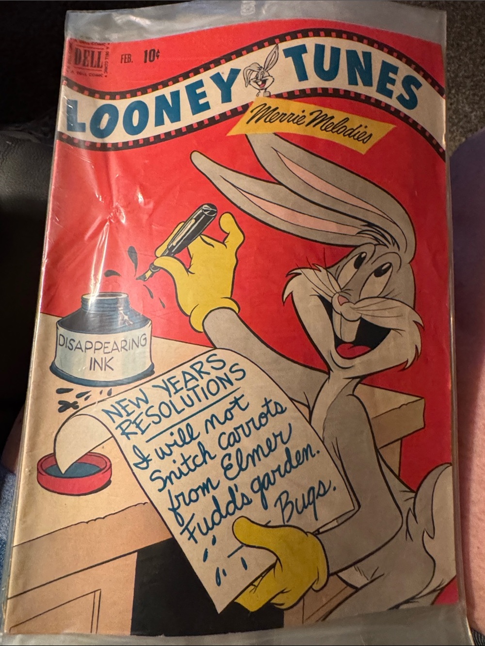 Dell Looney Tunes Comic Cover with Red, Yellow and Blue Artwork